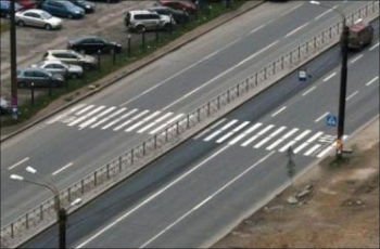 РСА решил провести дорогую рекламную кампанию, которая должна заставить водителей снижать скорость перед пешеходными переходами.  